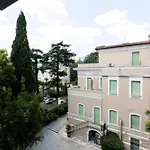Roma City Suite With Parking - Villa Borghese