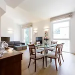 Roma City Suite With Parking - Villa Borghese